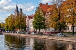 Губернатор Беспрозванных заявил о 400 причинах посетить Калининград