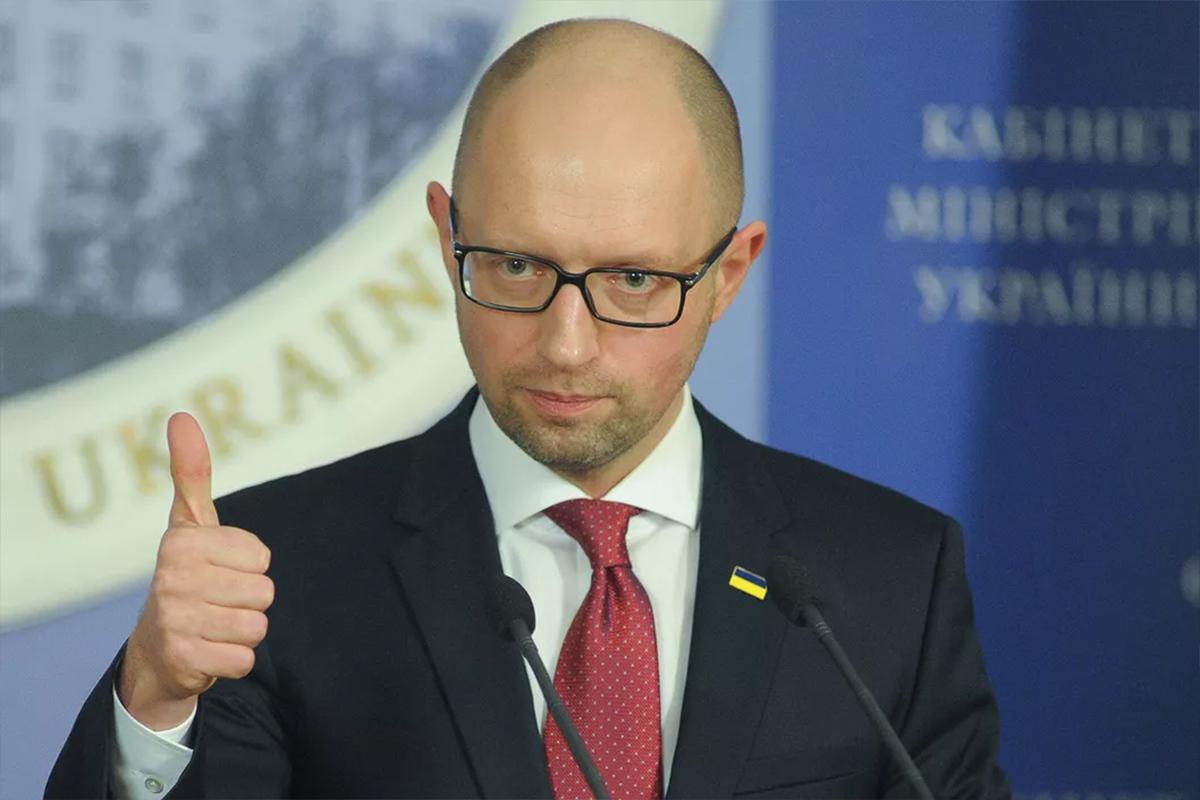 Яценюка объявили в розыск в России