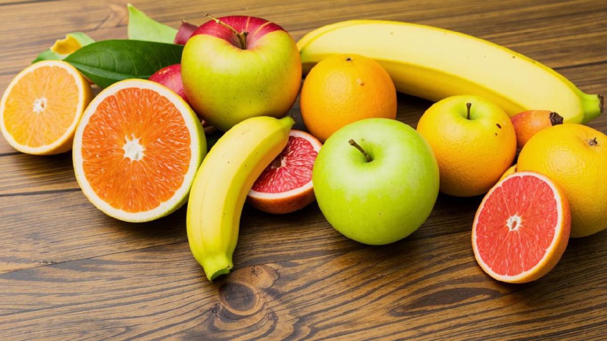 Врач Соломатина назвала фрукты, которые запустят мозг утром