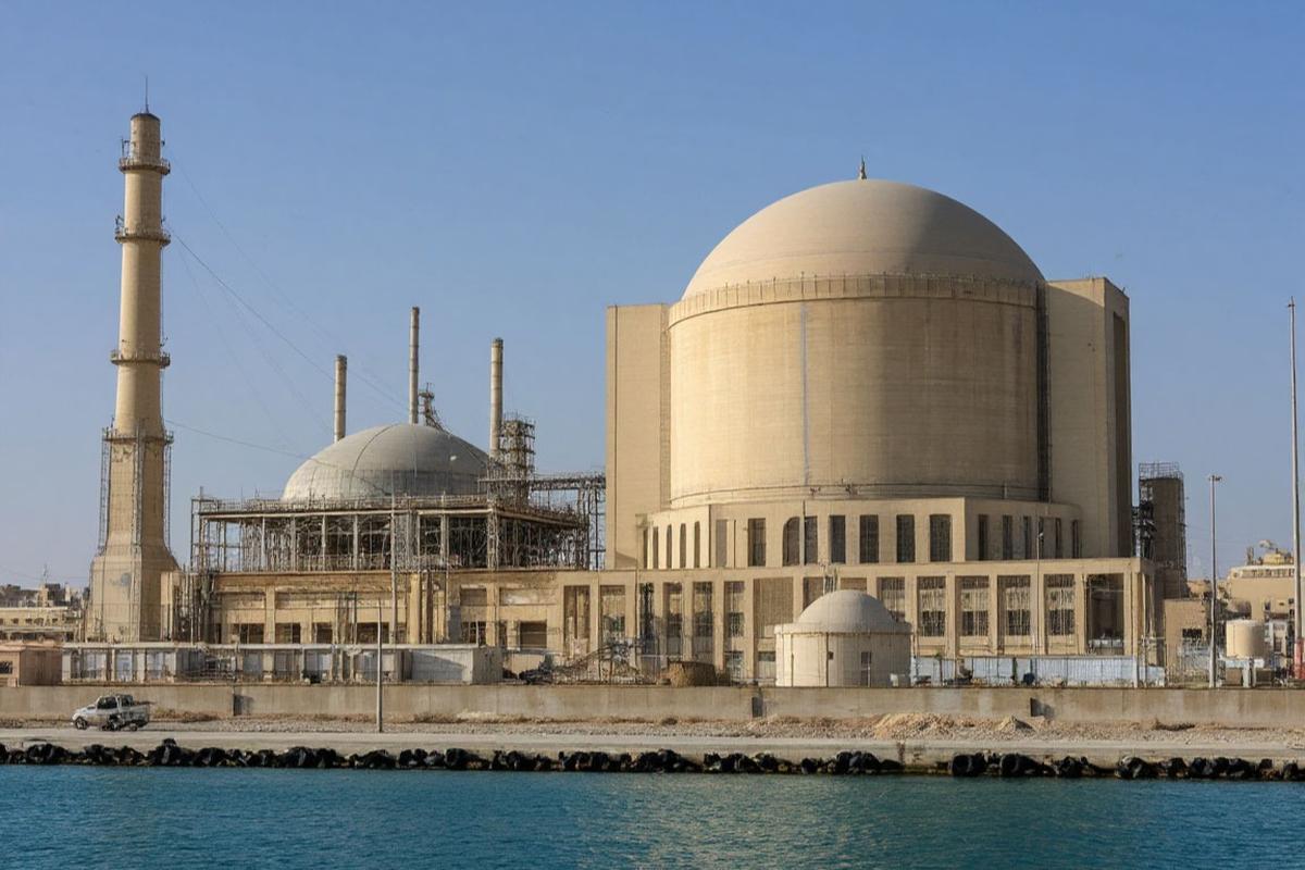 Ядерная тревога в Кувейте: жителям приказали не выходить из домов после ударов по иранскому Бушеру