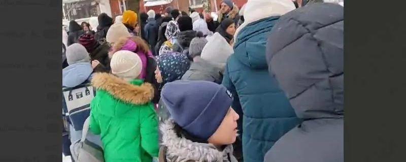 В Брянске из-за угроз эвакуировали два учебных заведения