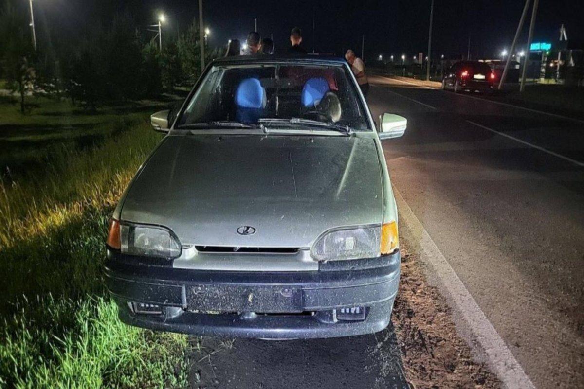 Не имеющий прав тюменский подросток самостоятельно купил машину и поехал кататься