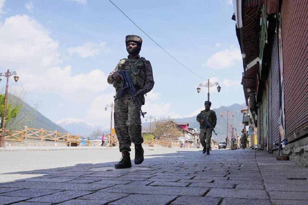 Индии и Пакистану грозят огромные потери, если они не прислушаются к пророчеству Жириновского