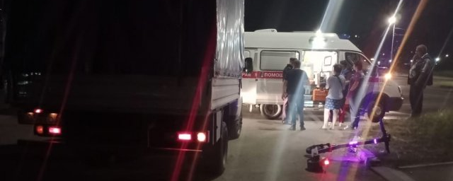 В Саратове подросток на электросамокате врезался в грузовую «ГАЗель»