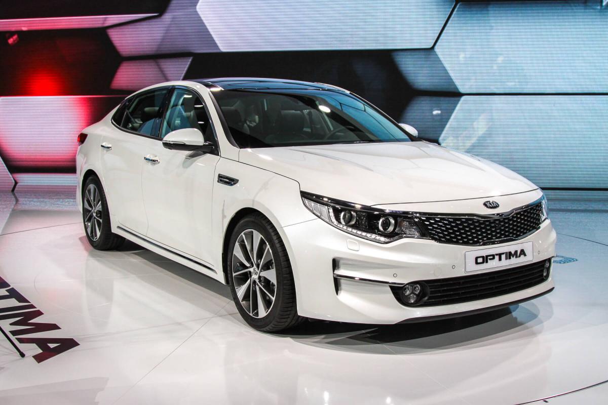 Обновленная KIA Optima стала полноприводной