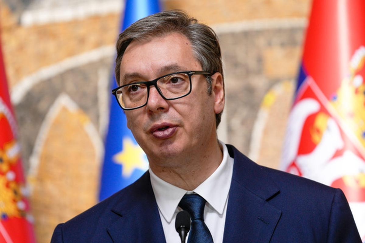 Вучич заявил об угрозах из-за отказа Сербии экспортировать снаряды