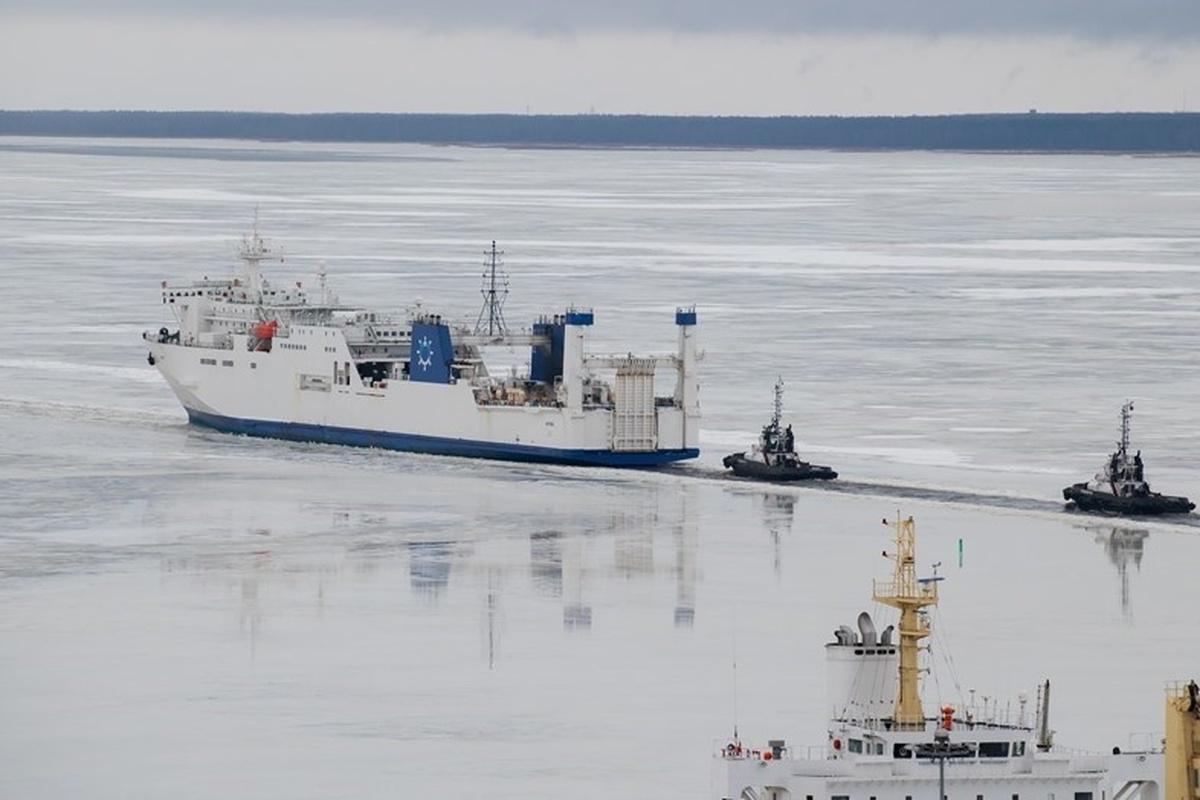 Паром из Петербурга в Калининград и обратно перестал ходить