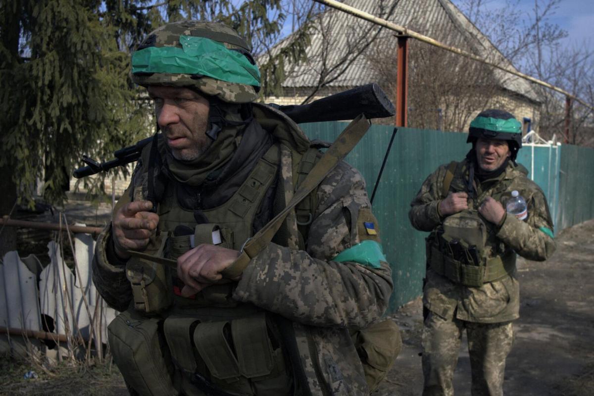 Военные ВСУ с западной Украины отбирают жилье у русскоязычного населения Херсона