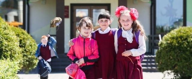 Путин подписал закон и зачислении детей из одной семьи в одну школу