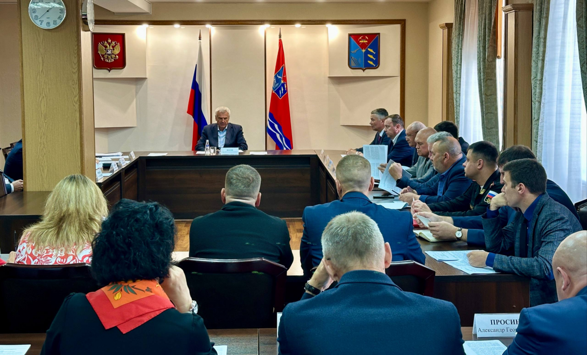Губернатор Магаданской области Сергей Носов провёл заседание комиссии по регулированию добычи анадромных рыб