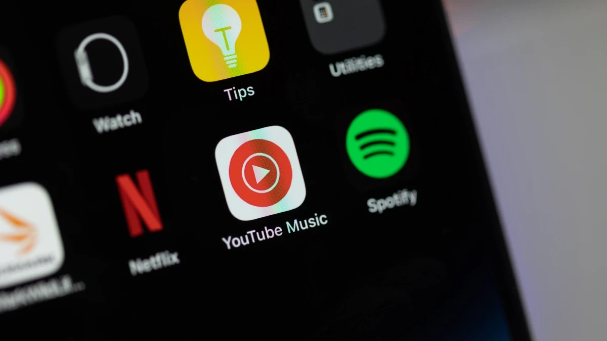 YouTube Music позволит скачать 500 любимых песен на iPhone