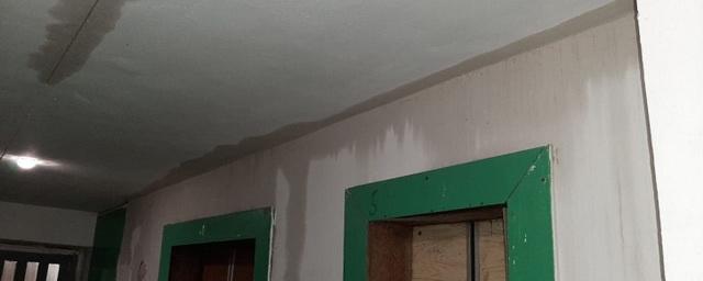 В Екатеринбурге в жилом доме сорвало пожарный кран, вода затопила 7 этажей