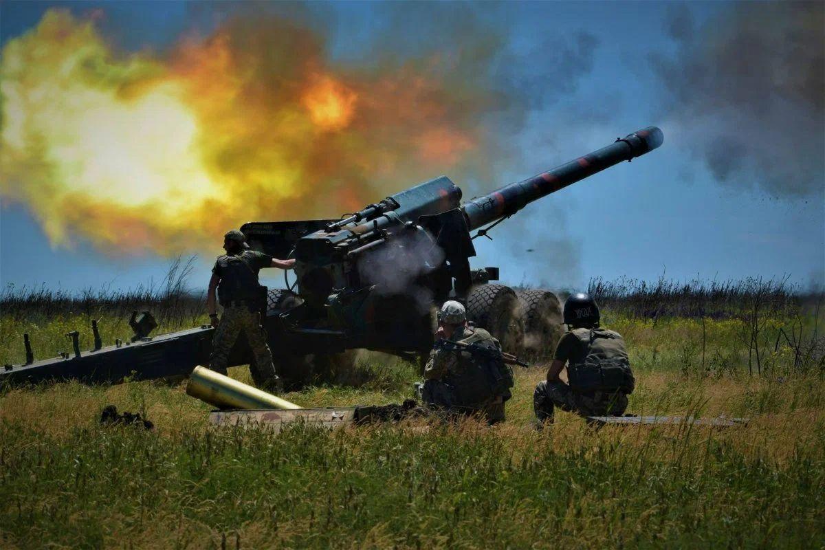 Авиация и артиллерия ВС РФ нанесли огневое поражение штурмовикам «Азова»Авиация и артиллерия ВС РФ нанесли огневое поражение штурмовикам «Азова»