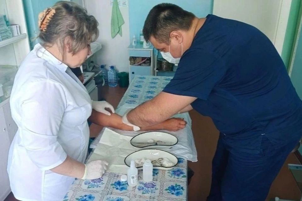 Бригада медиков из Мордовии приняла более 400 пациентов в Каланчаке