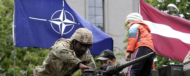 Глава МИД Латвии Ринкевич: Пришло время нарастить присутствие НАТО на восточном фланге