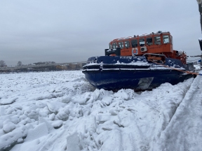 Ледокол «Невская застава» вышел на вахту в район строительства будущего моста