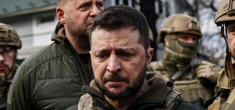 Экс-разведчик США Риттер: Зеленского проинформировали, что ВСУ отступят из Запорожья и Донбасса