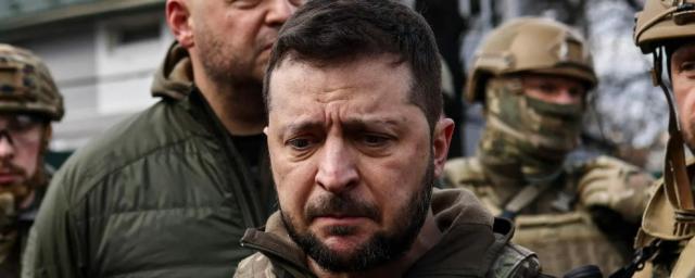 Экс-разведчик США Риттер: Зеленского проинформировали, что ВСУ отступят из Запорожья и Донбасса