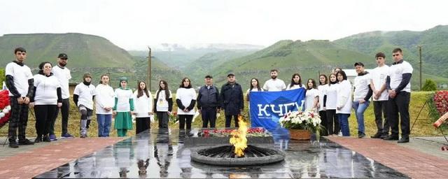 В Карачаево-Черкесии в рамках патриотического проекта для молодёжи организуют восхождения на перевалы.