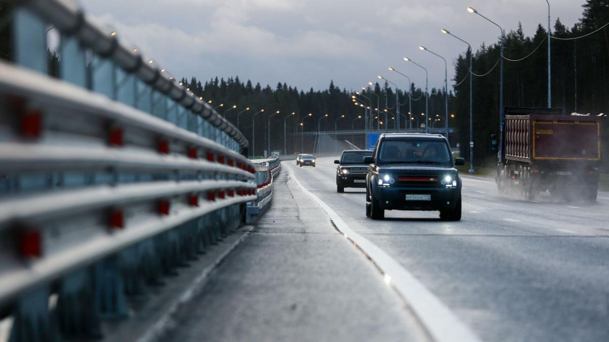 Польша с 17 сентября запретит въезд легковых авто, зарегистрированных в России