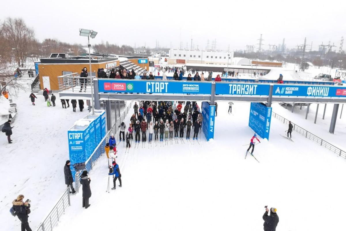 Свыше 6 тысяч москвичей еженедельно посещают лыжную трассу в парке 850-летия Москвы