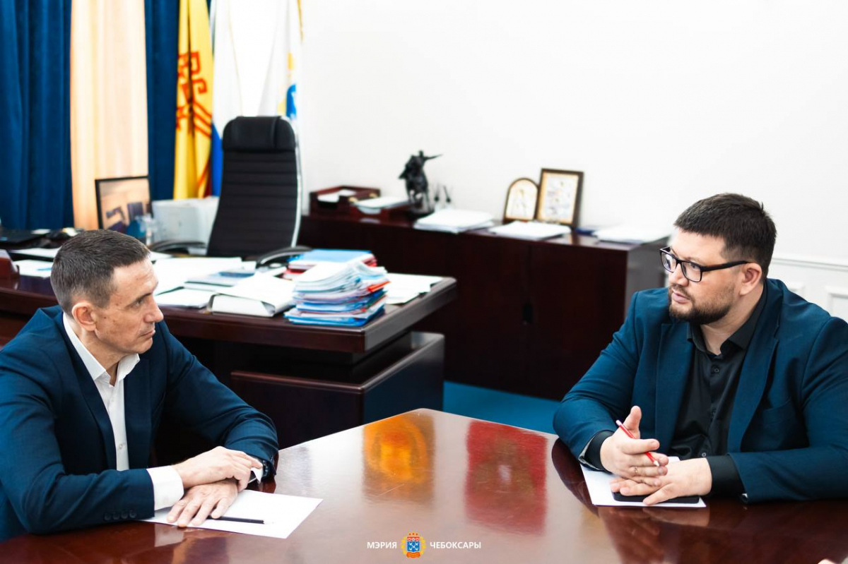 Глава Чебоксар Станислав Трофимов обсудил с новым главой регионального оператора усиление контроля за вывозом твердых коммунальных отходов
