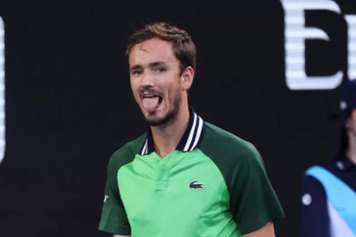Теннисист Медведев не смог одержать победу в финале Australian Open