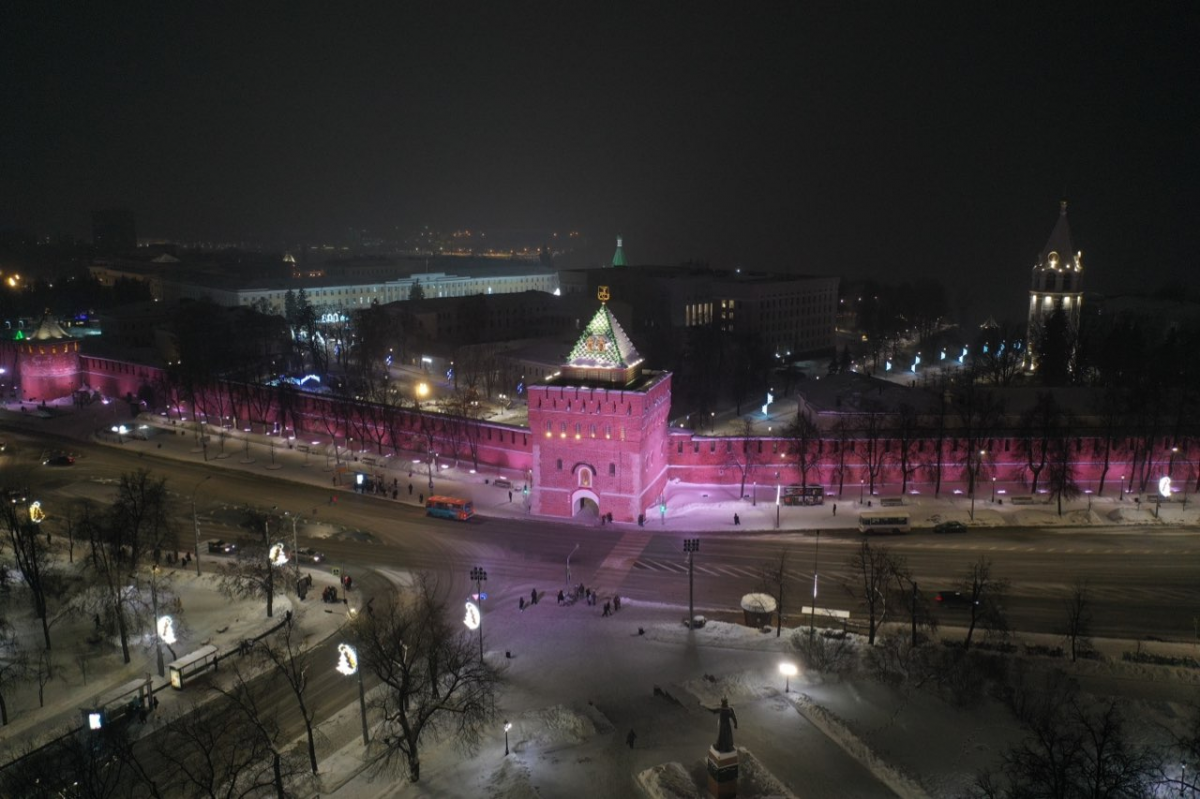 Вечером 9 мая стены Кремля в Нижнем Новгороде украсит праздничная подсветка