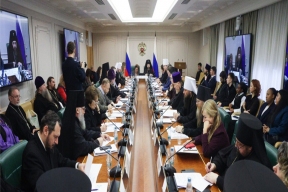 Смоленская область представила в Совете Федерации модель воспитания патриотов и граждан