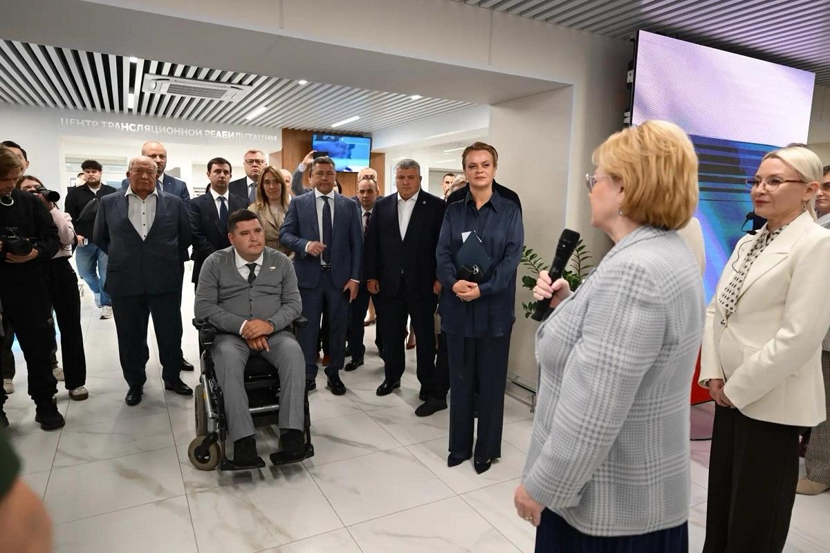 Губернатор Новгородской области Александр Дронов оценил прорывные технологии в новом Центре реабилитации ФМБА