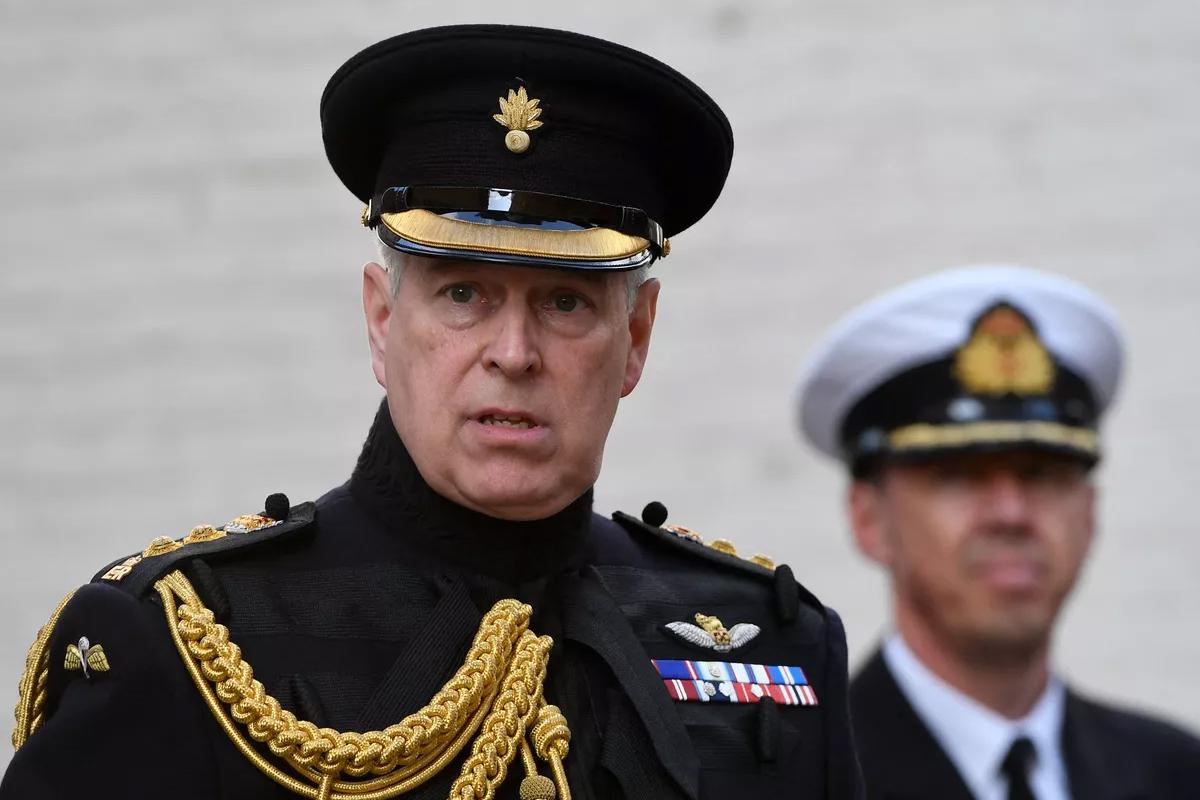 Следы в небе стерты: ВВС Британии уничтожили данные о полетах Эпштейна из-за 3-месячного срока хранения