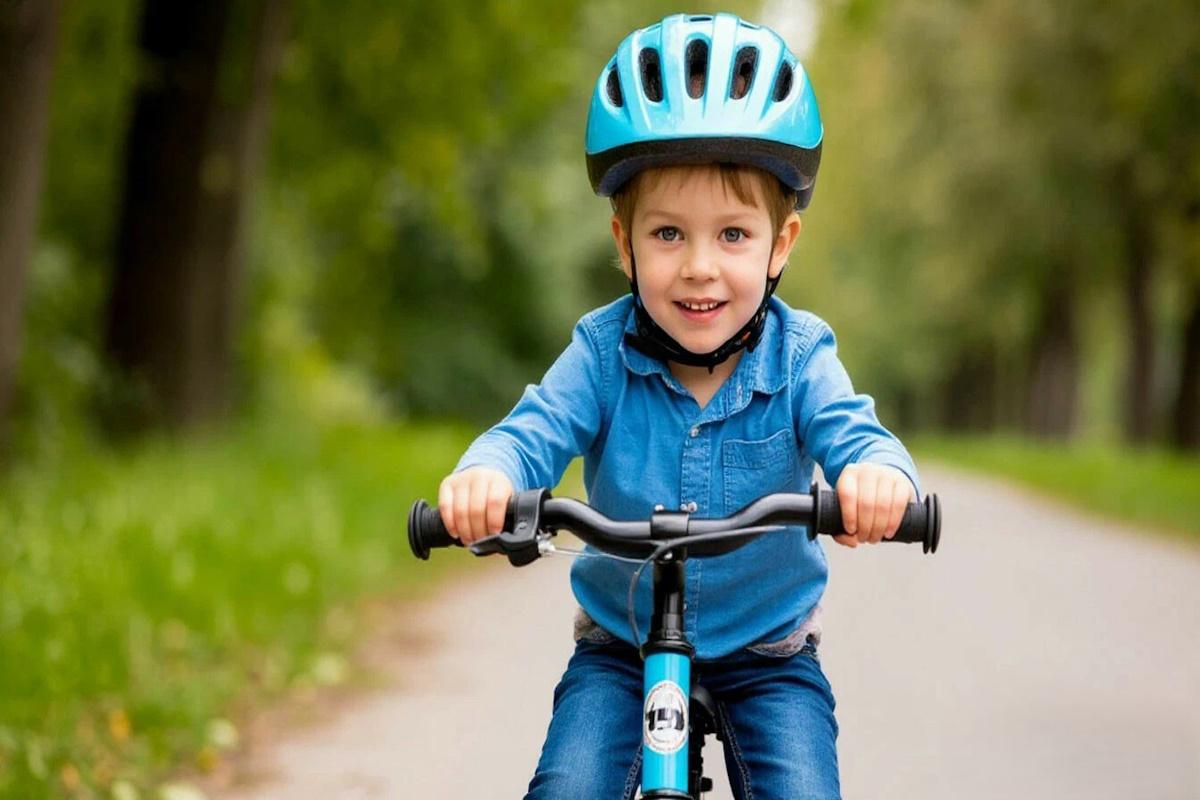 Юные велосипедисты примут участие в велофестивале на Цветном бульваре в Москве