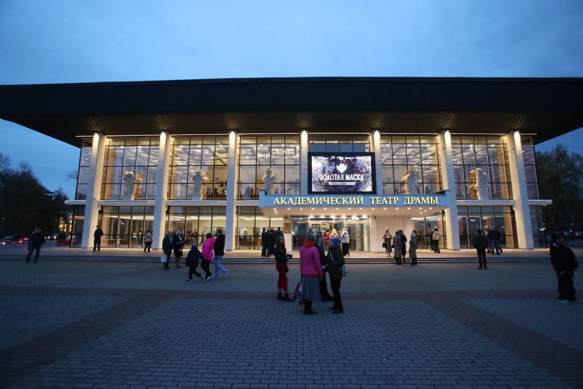 Губернатор Александр Авдеев открыл восстановленный Владимирский театр драмы