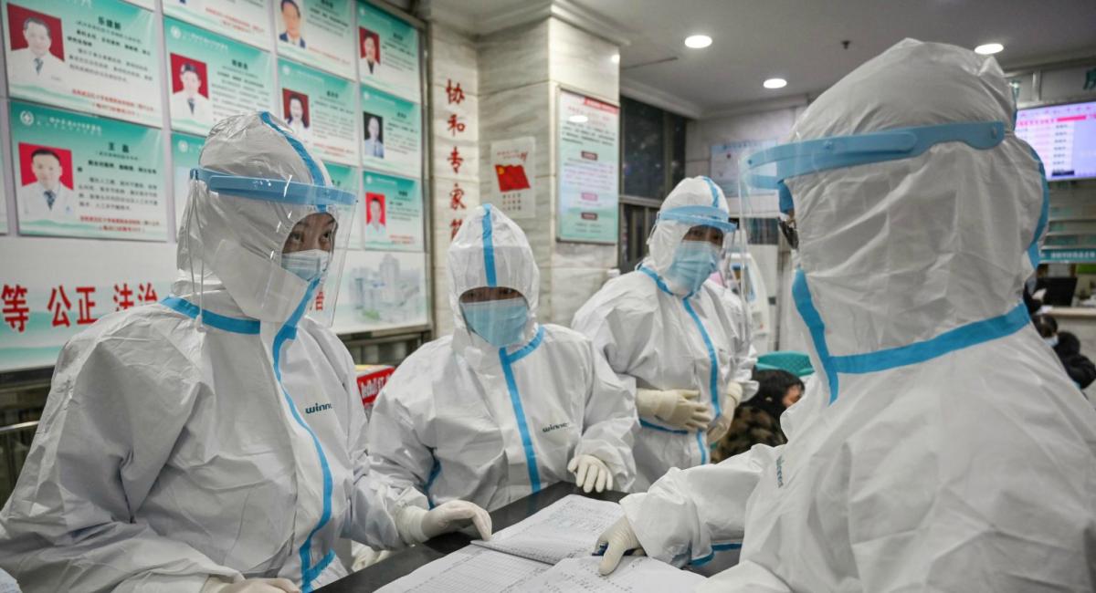 Эксперт назвал возможный срок появления коронавируса в России