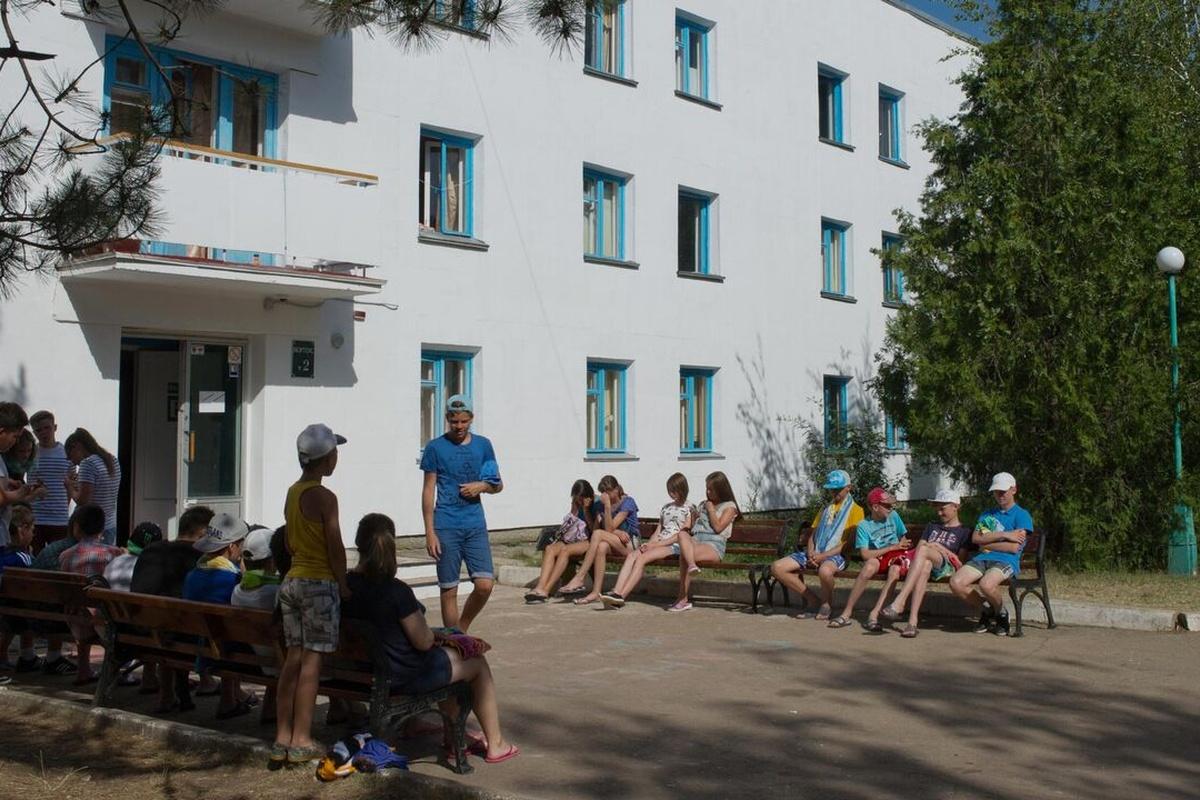 Антисанитария стала причиной отравления детей в саратовских летних лагерях