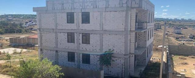 В Севастополе снесут незаконно построенный на землях ИЖС многоквартирный дом