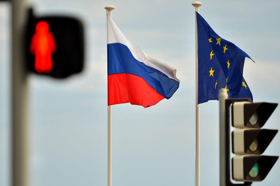 В ЕС предложили вводить глобальные санкции за помощь России