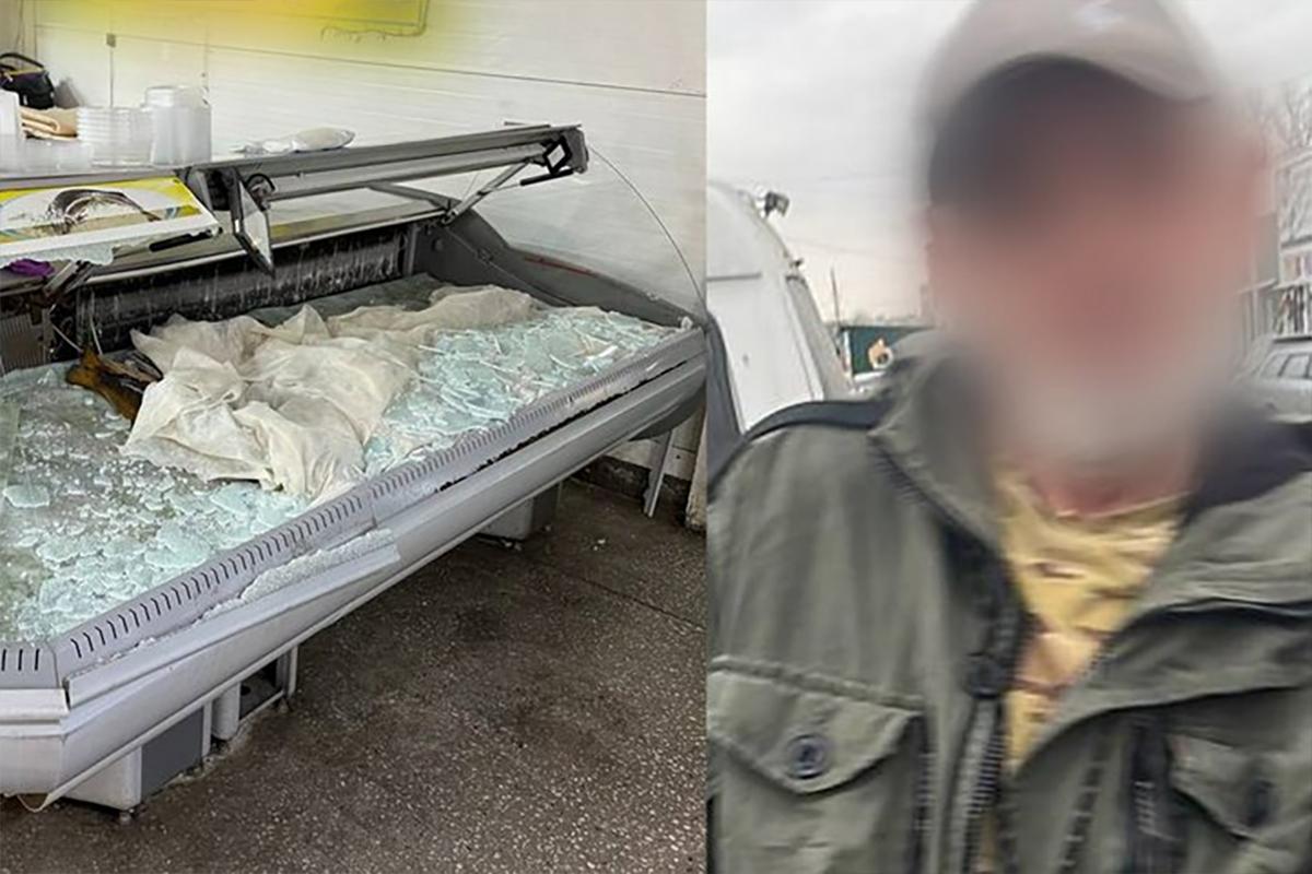 Мужчина с топором разгромил витрину на рынке в Хакасии