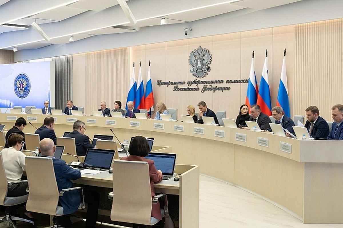 Парламентские партии представили своих кандидатов в ЦИК