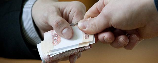 Работников медцентра в Барнауле осудили за коррупцию