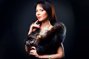 «Откуда берут информацию?»: директор Хлебниковой опроверг новости о ее болезни