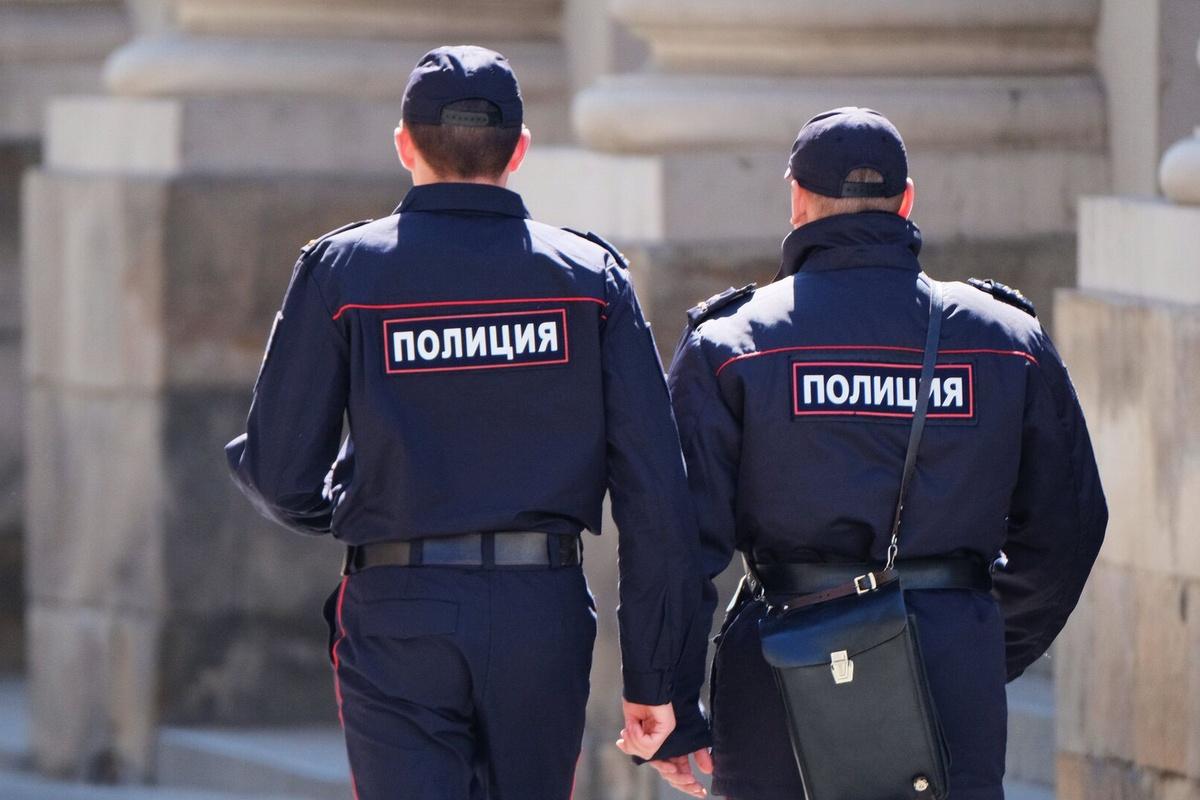 Ремонтники выкопали человеческие останки на улице Нахимова в Петербурге