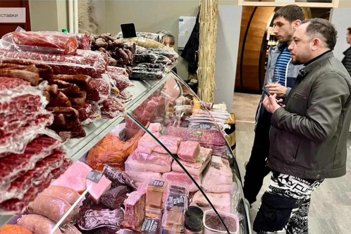 Посетители выставки «Россия» в павильоне Коми смогут купить деликатесы из оленины