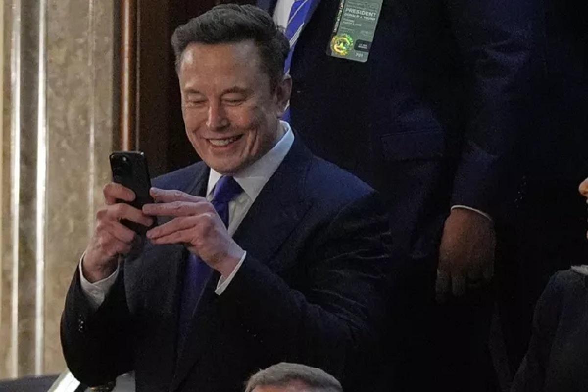 Состояние Маска впервые в истории превысило отметку в $400 млрд