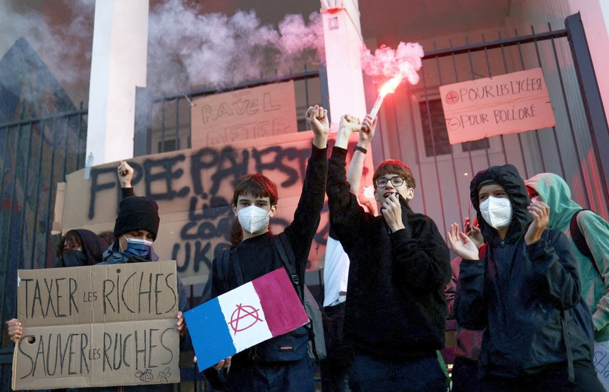 Политический кризис во Франции может поставить под угрозу инициативы Европейского Союза