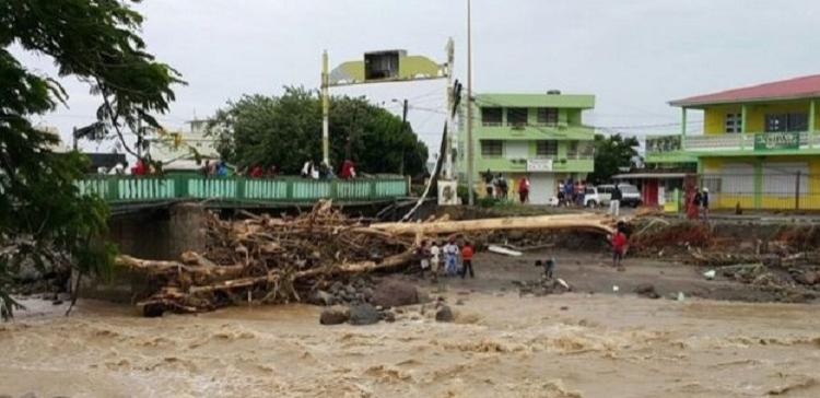 Тропический шторм «Эрика» разрушил карибское государство Доминика