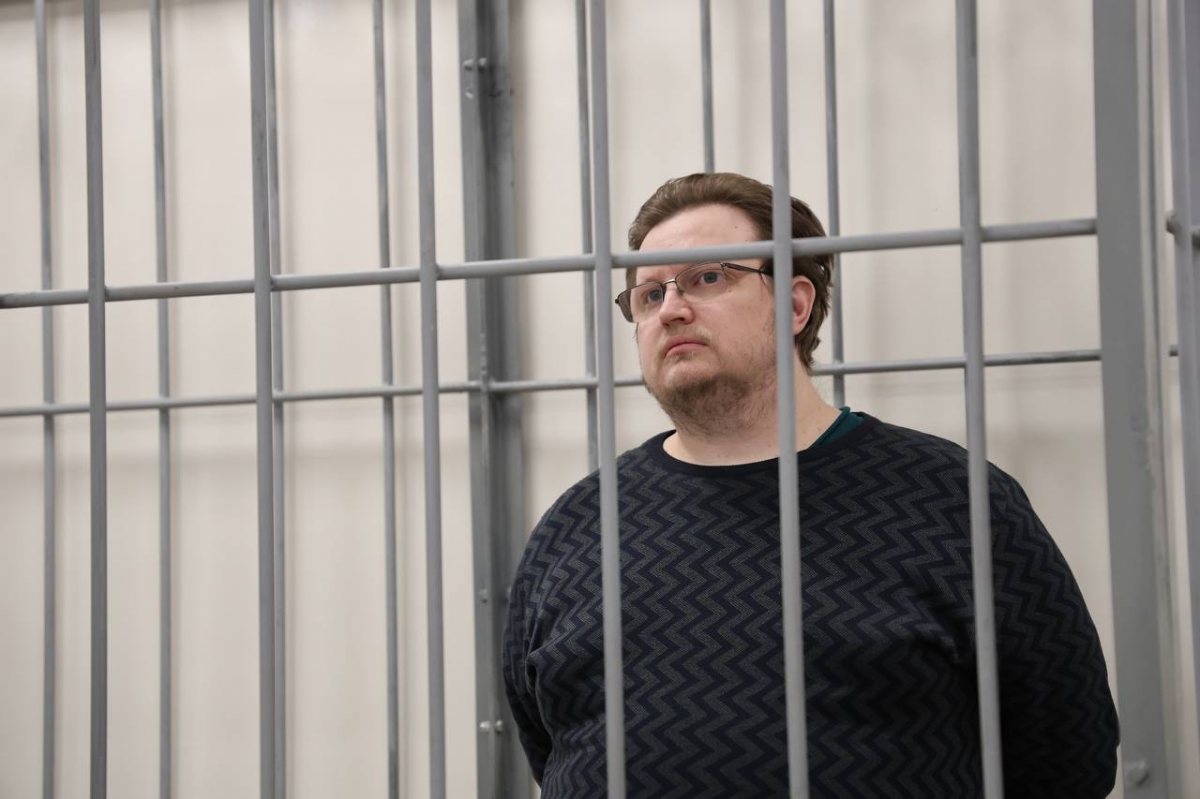 Бывшего сотрудника МИД РФ приговорили к 12 годам за передачу секретных данных разведке США