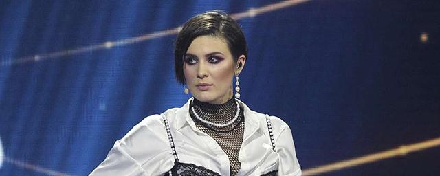 Певица MARUV получила награду «Прорыв года» в России