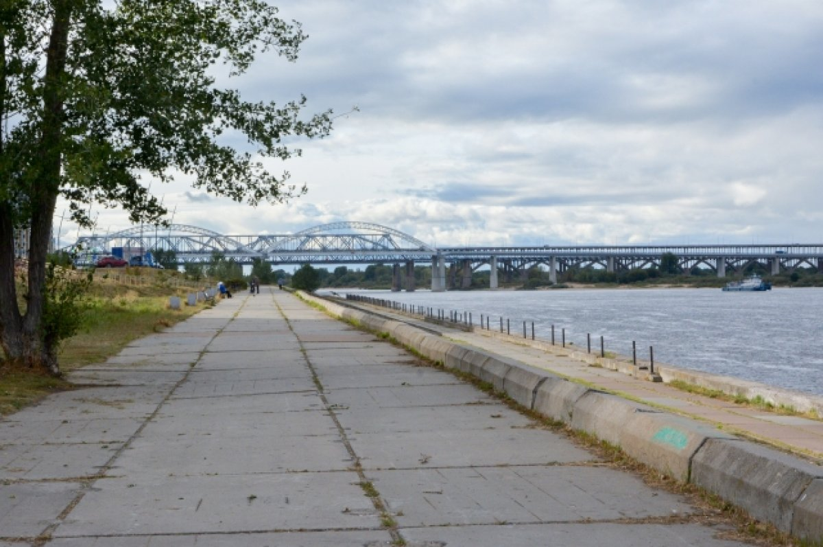 В Нижнем Новгороде мужчина спрыгнул в реку с Волжской набережной