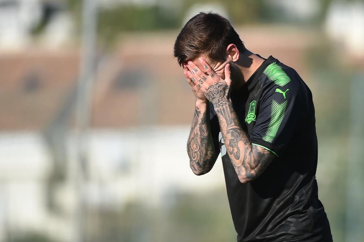 20 миллионов за молчание. Что случилось с футболистом Фёдором Смоловым в «Кофемании»?